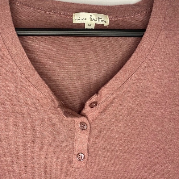 NWT Nine Britton Pink Henley Comfy Cozy Knit Long Sleeve Top, Petite Medium NEW - Picture 5 of 5